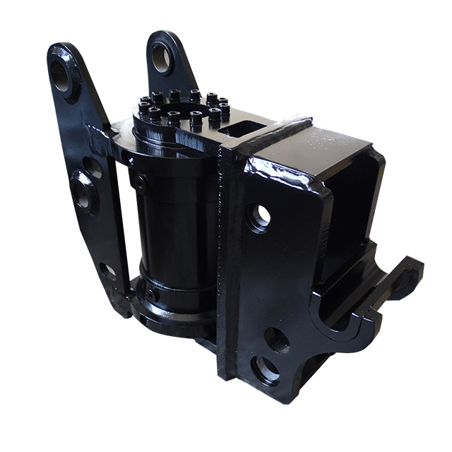CY5 Series Tilt Quick Coupler on an excavator